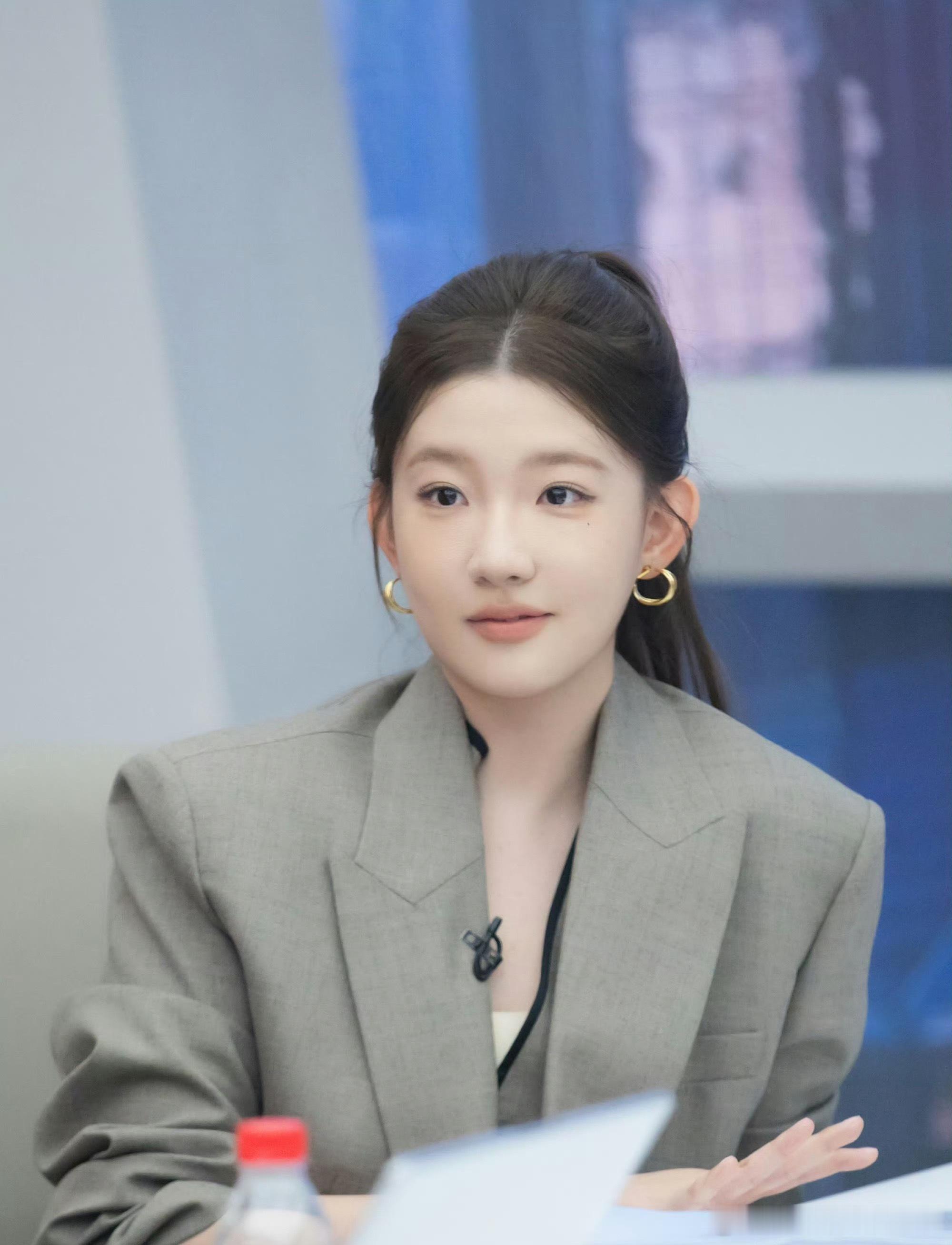 孟羽童不上班真的很可惜初入职场金融季孟羽童全程高能输出太惊艳！精准剖析母女相处矛