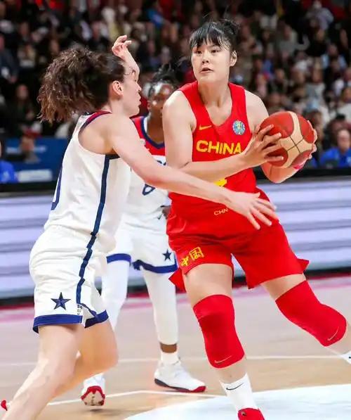 🐰2026女篮世界杯分组正式出炉，东道主德国队当场傻眼！本以为坐拥主场优势