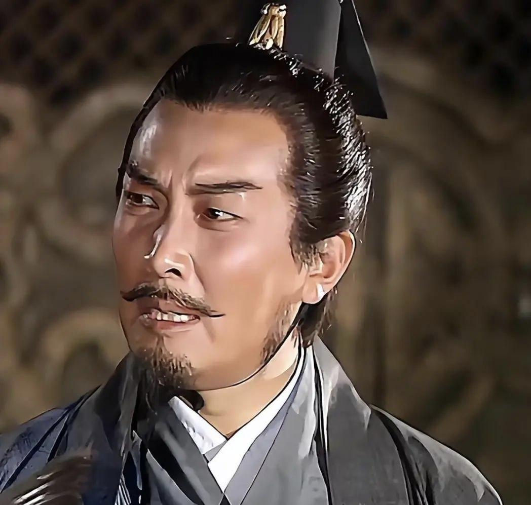 诸葛亮的3个人格侧面所谓的人无完人，就连诸葛亮也不能例外。历史上的诸葛亮是一