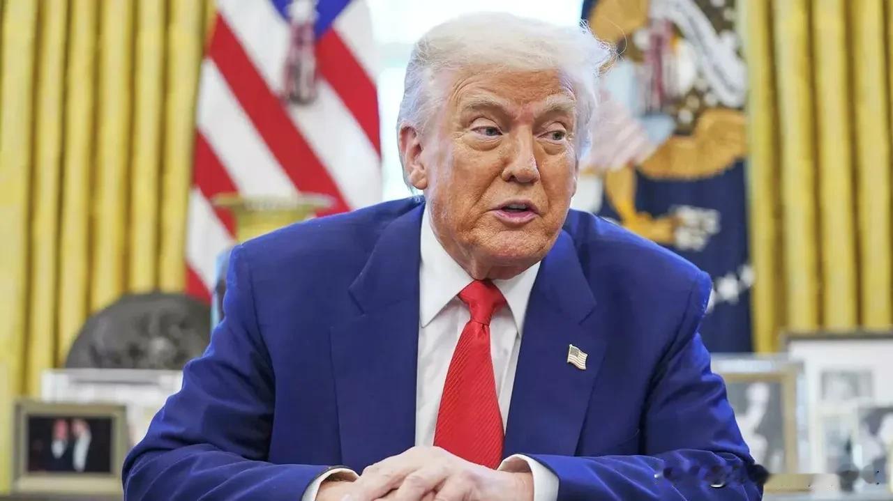 火上浇油！特朗普怒批中国“为谈判拒买美大豆”，农民仓库堆爆损失惨重特朗普又