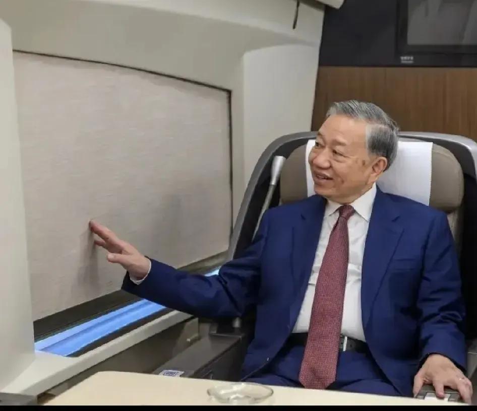 全网都知道了，越南领导人苏林，非常欣赏我们的动车，并且不留余力的夸赞我们，我们逐