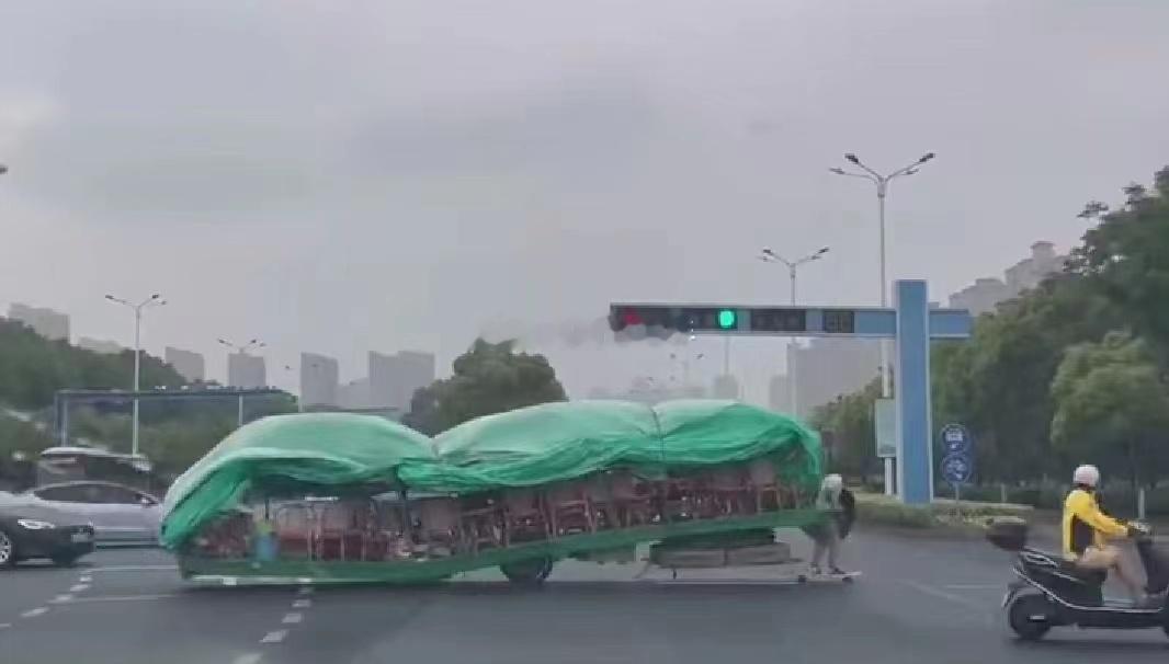 这个货车编组的动力是？？？难道是新能源？？？海阔试车超话​​​
