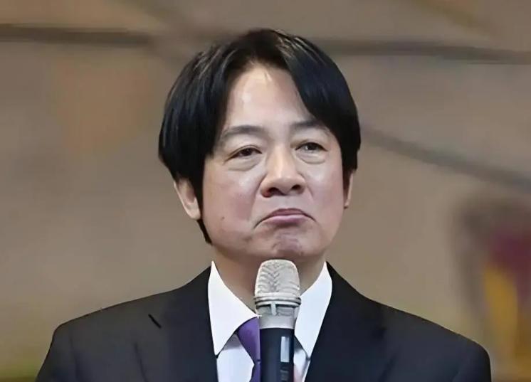 赖清德“天塌了”！9月7日特朗普公开点名痛骂台湾地区驻美代表处，起因是特朗普被曝