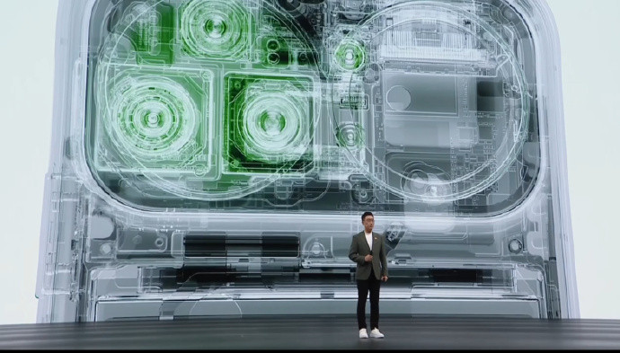 nova15Ultra史上最薄“手机行业创新日益内卷，当“航空级金属”成为中端机