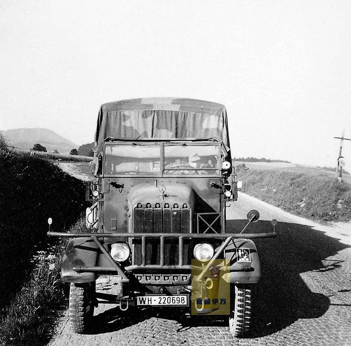 二战德军的辅助车辆——1939年，德军第137山地猎兵团通信连的“亨舍尔”三轴卡