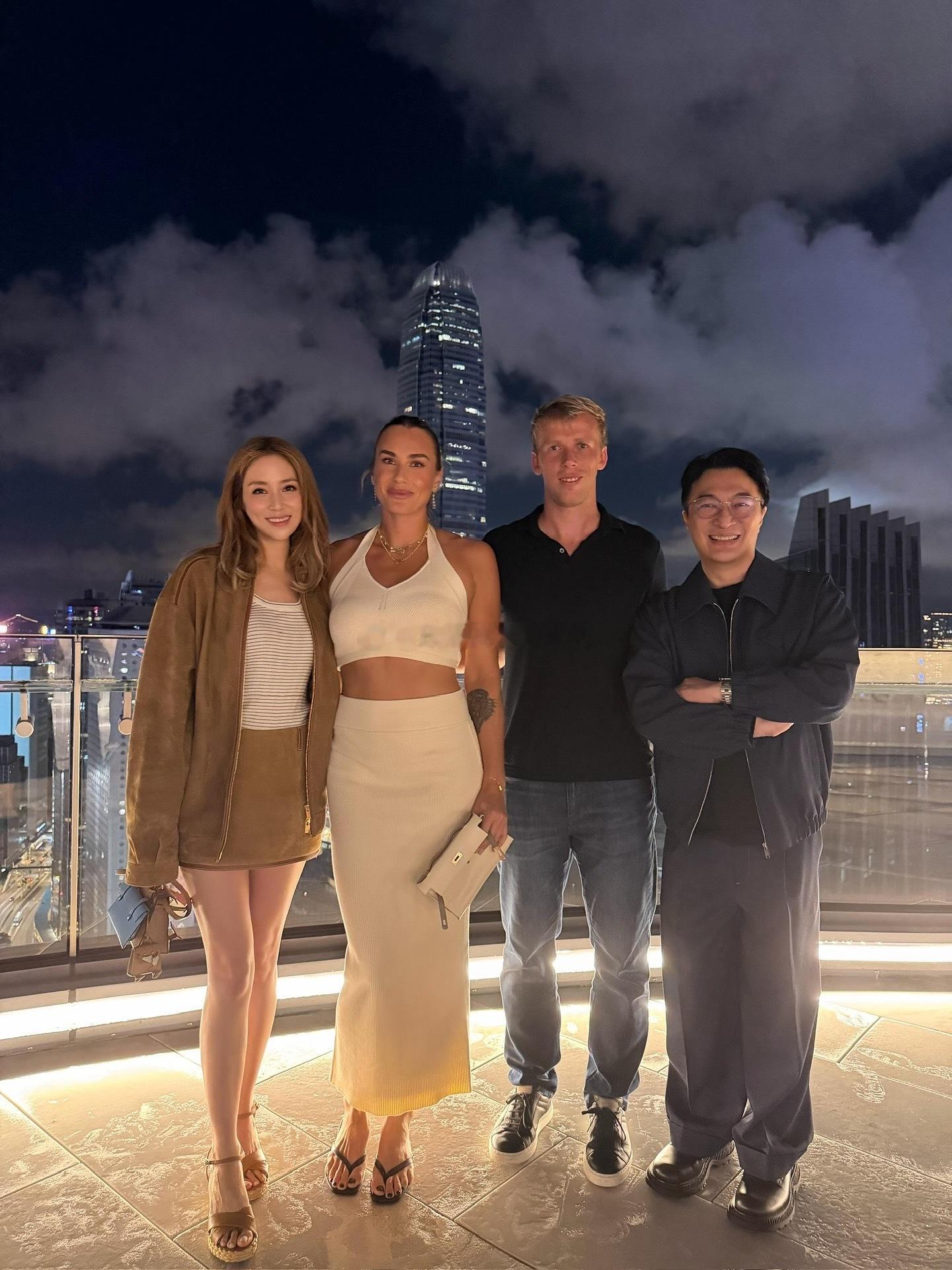 徐子淇李家诚和萨巴伦卡聚会​​​