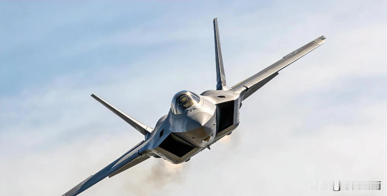 新加坡航展焦点歼-35A：亮眼表现背后的客观短板2026年新加坡航展上，歼