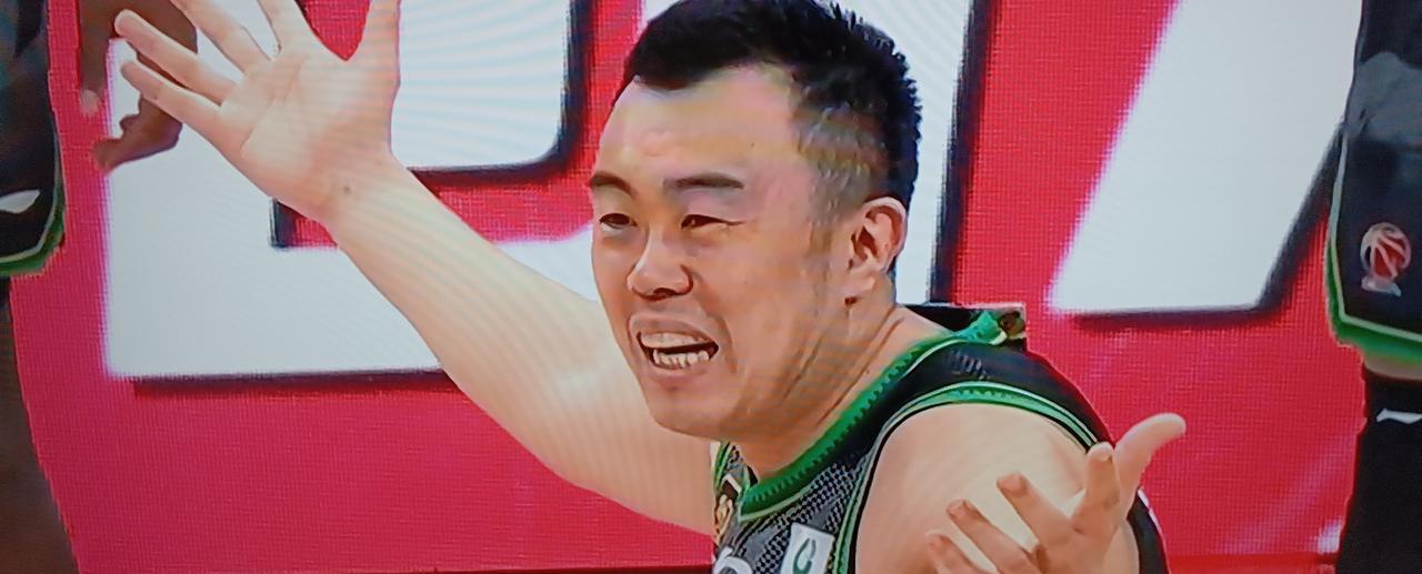 CBA下赛季，再也看不到的经典场面有以下:第一看不到的是，辽宁男篮与广东男篮之