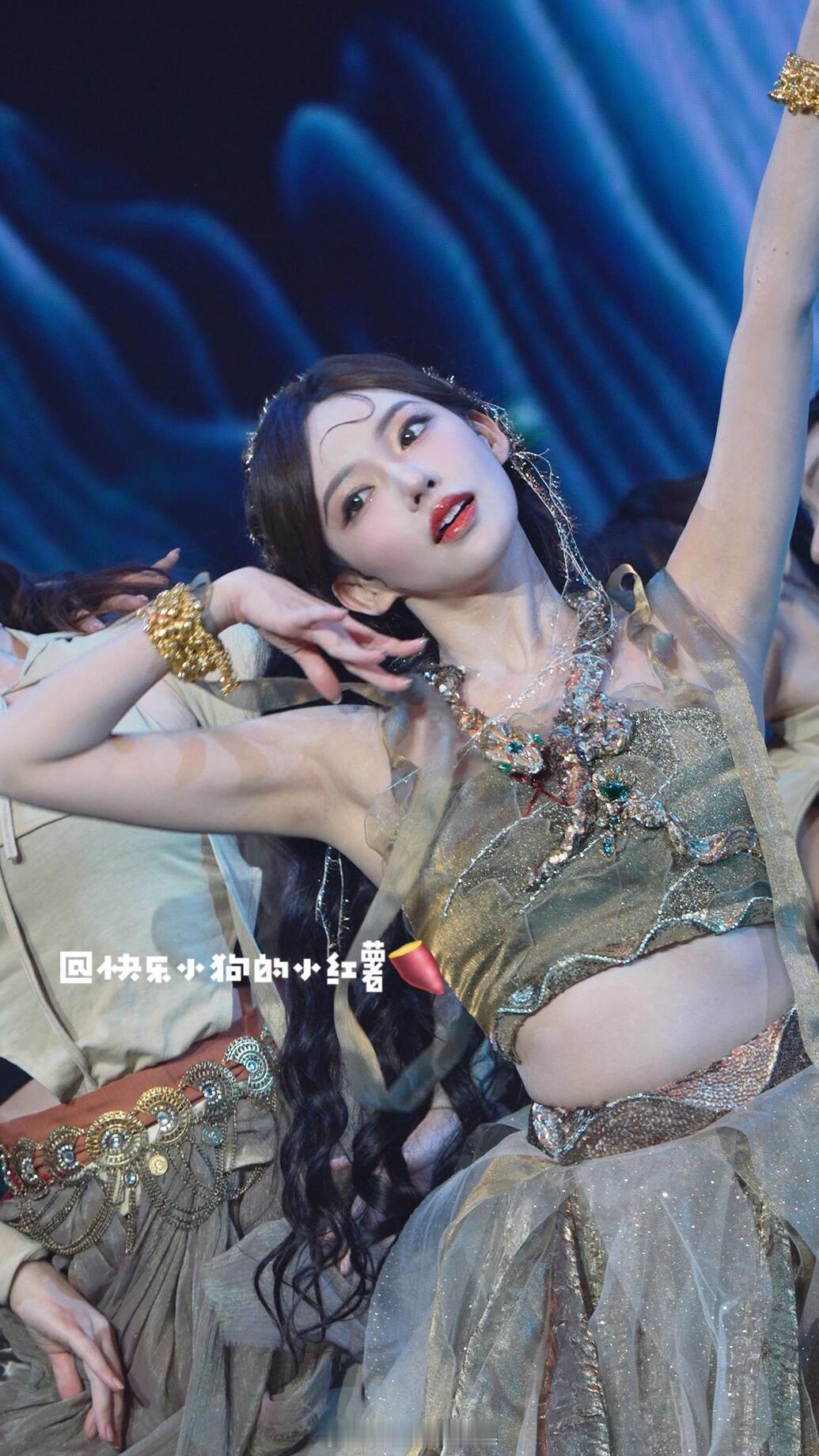 程潇9年颜值变化从敦煌神女到龙女金蛇，程潇一直在用自己的方式来宣传中国文化