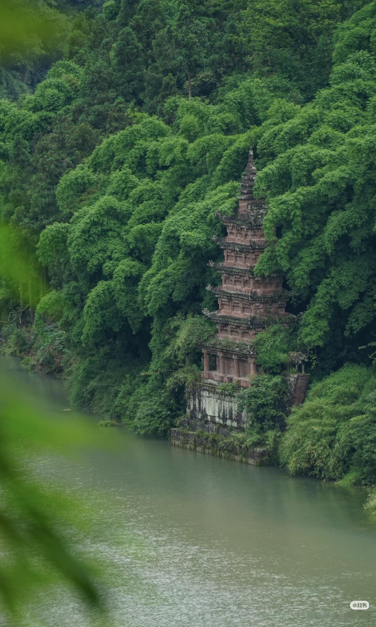 免门票的千塔佛国l藏在成都周边的柬埔寨❗️槽渔滩千塔佛国是隐匿在四川眉山洪