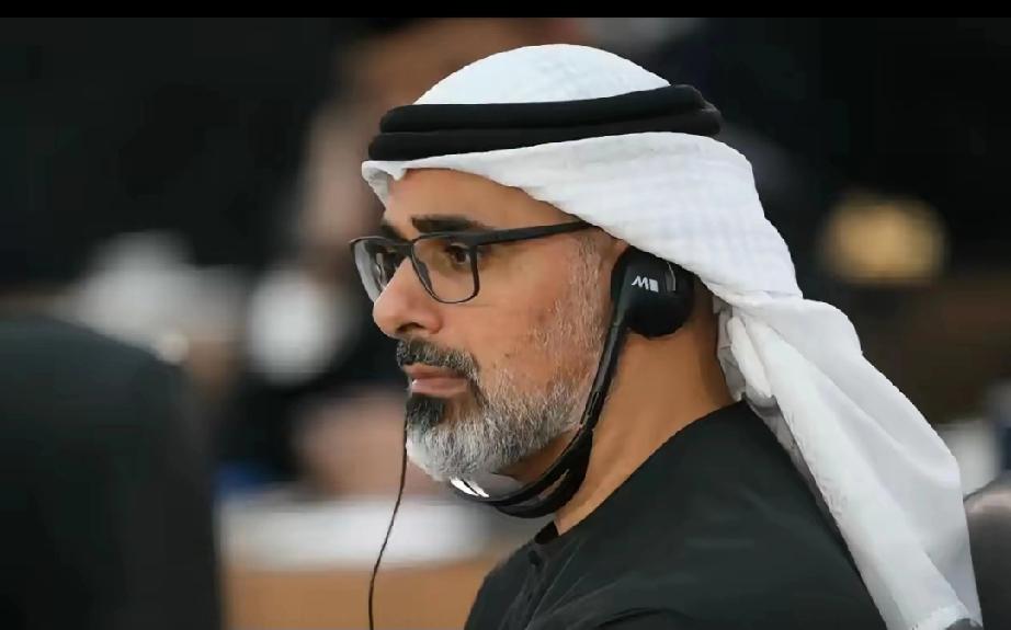 阿联酋服软了！4月15日，据中东媒体透露，阿联酋副总统曼苏尔同伊朗议会议长卡利