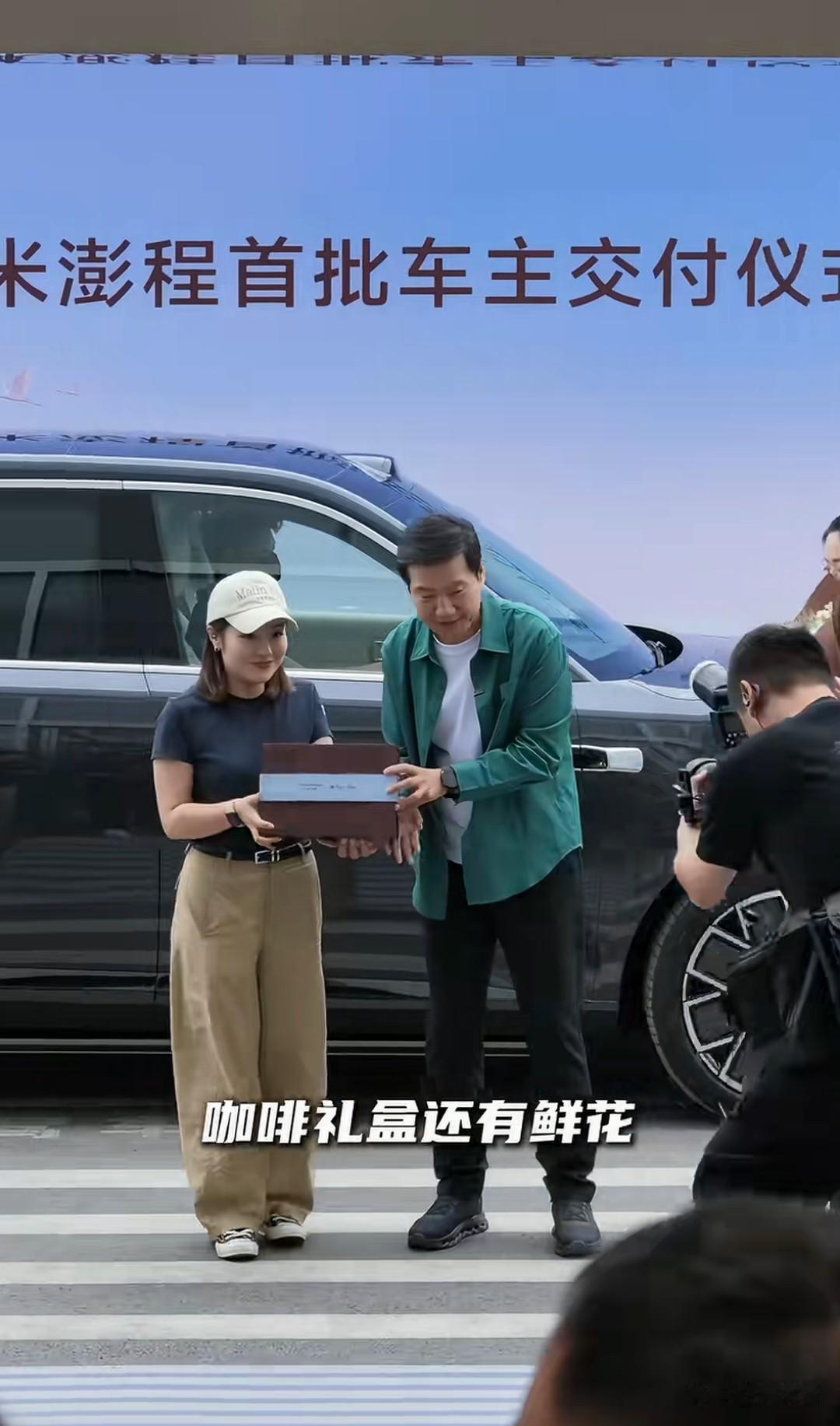 还是刘强东眼毒，说得通透：比营销，谁能干得过雷军！玩谐音梗玩出彩的，除了王建