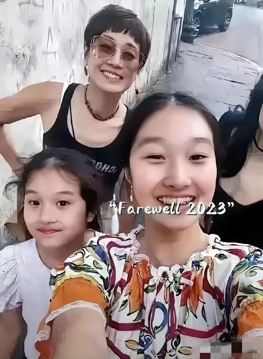 离婚7年，文章马伊琍现状彻底颠覆认知！两女儿近照曝光，状态打脸全网
