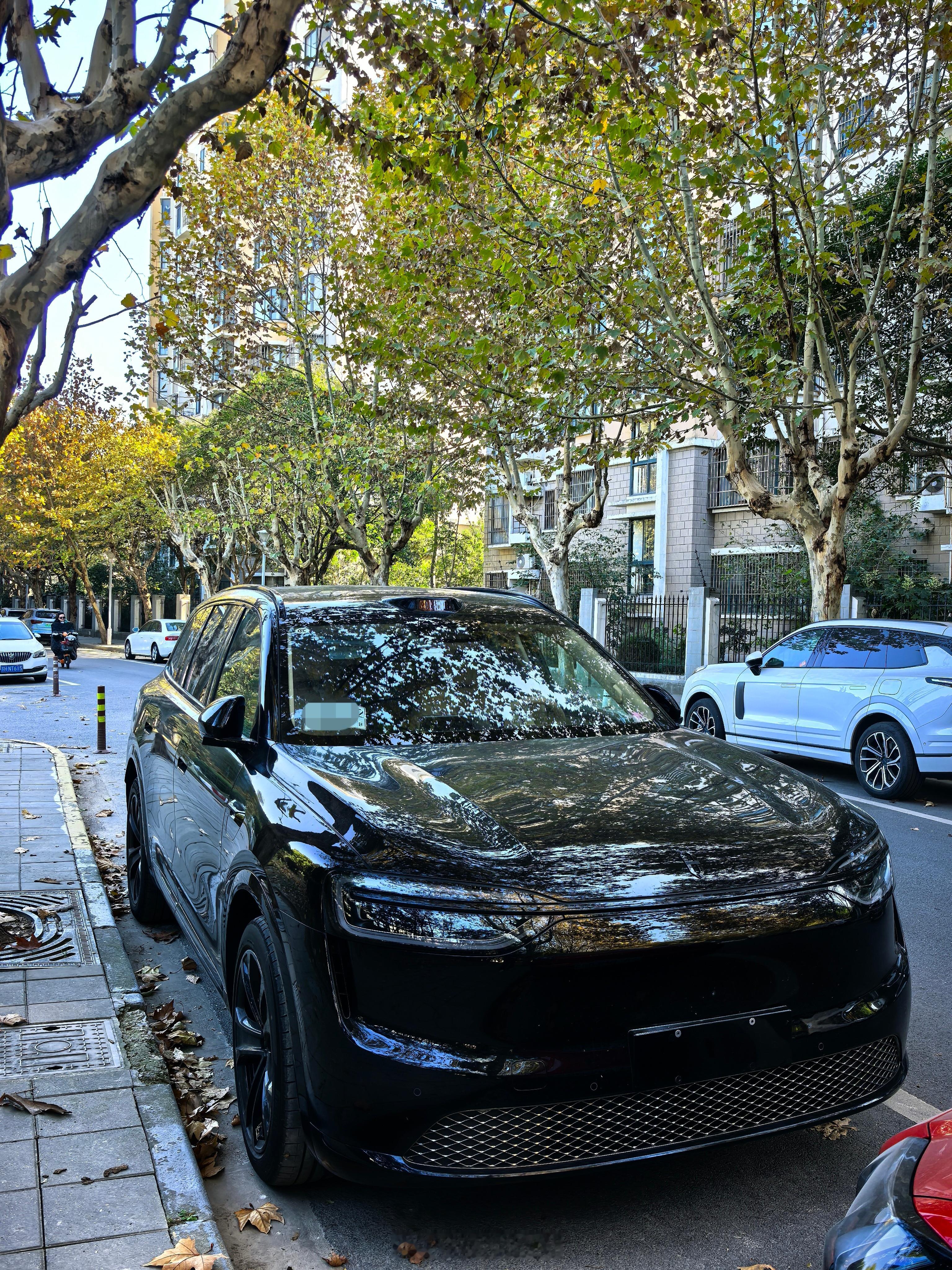 该洗车了，但管不了几天…问界m7