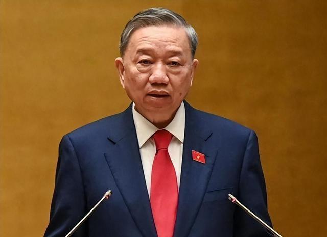 越南的石油储备快见底了，只有够用20天的存储量。远远低于国际上的能源安全线90