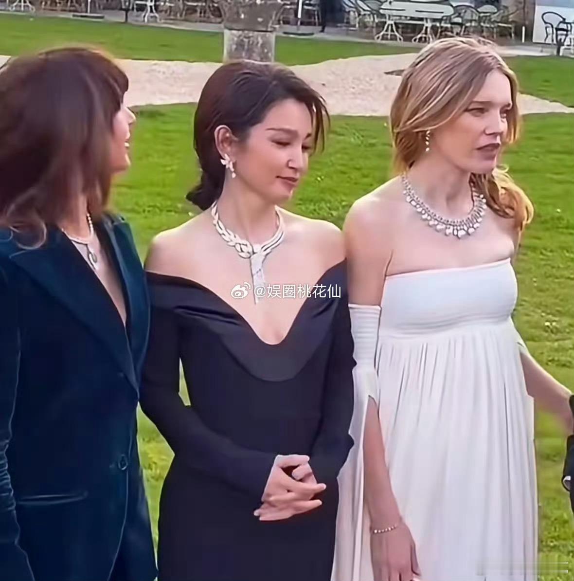 李冰冰苏菲玛索宋慧乔同框状态李冰冰苏菲玛索宋慧乔同框状态三人亮相Chaumet