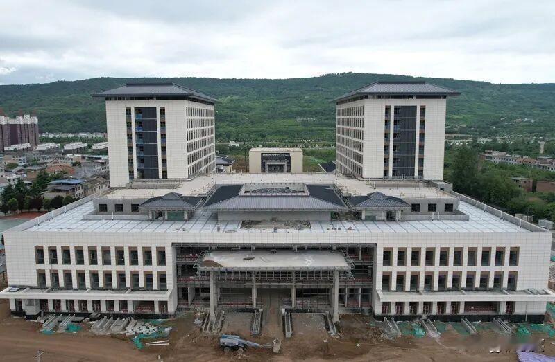总投资约8.6亿元！西安市重点民生项目蓝田县中医医院整体搬迁建设项目建设正酣，进