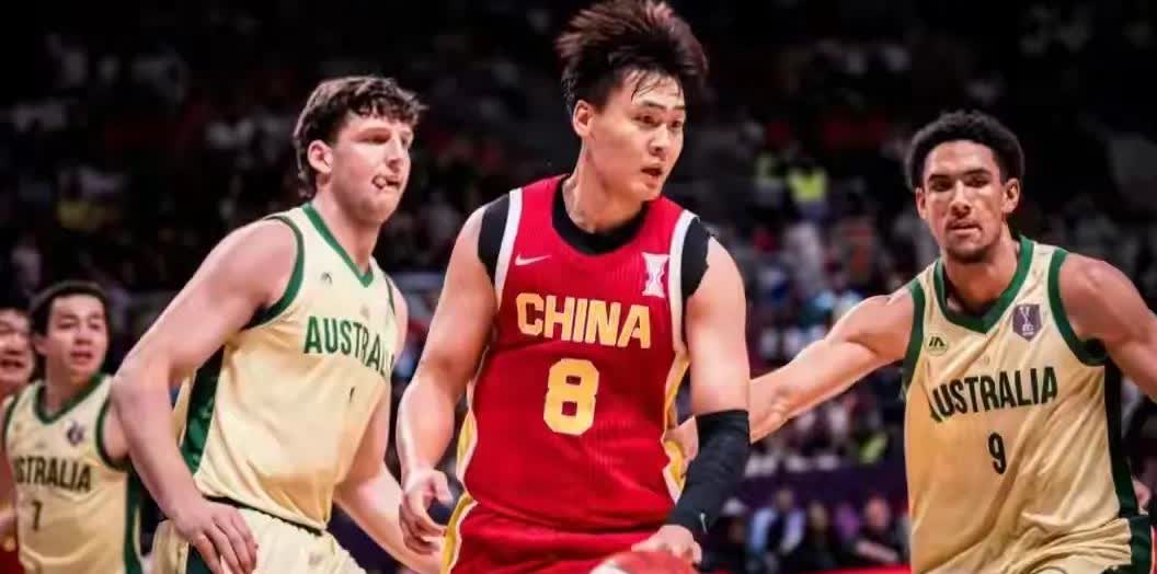 随着澳大利亚男篮在最后与中国男篮决赛中1分险胜夺冠，也引起了亚洲诸多参赛队伍的不