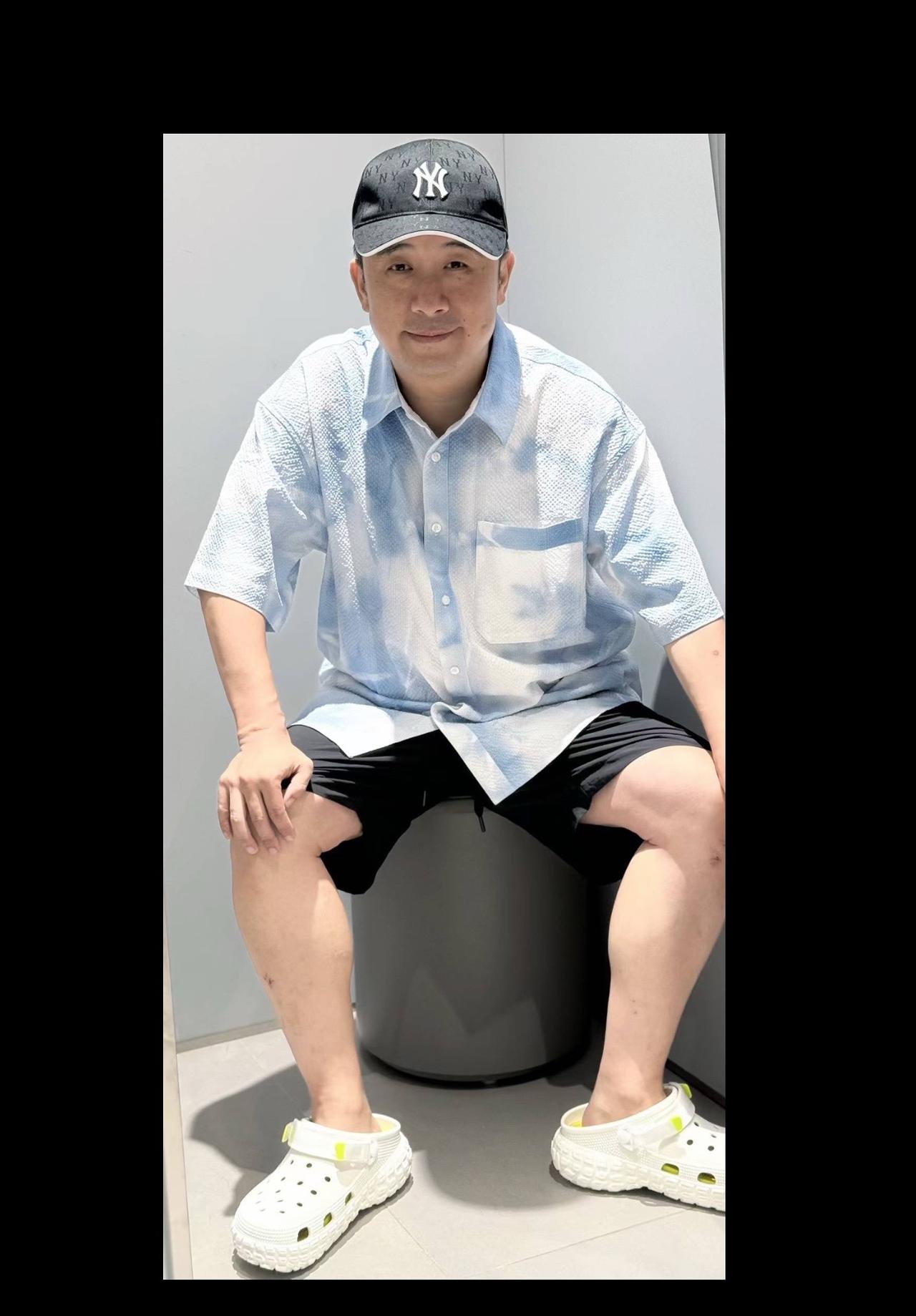 终于减肥成功！他们说我瘦了帅气多了！你说呢？型男穿搭潮流不息种草不止宝藏鞋子