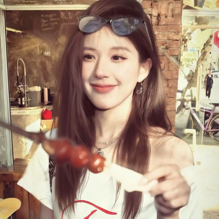 赵露思轻笑出声，连云朵都笑出了棉花糖的甜