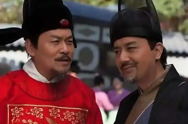 温体仁，清廉奸臣。《明史》的奸臣传，整个明朝能排进去的，一只手数得清。第二名