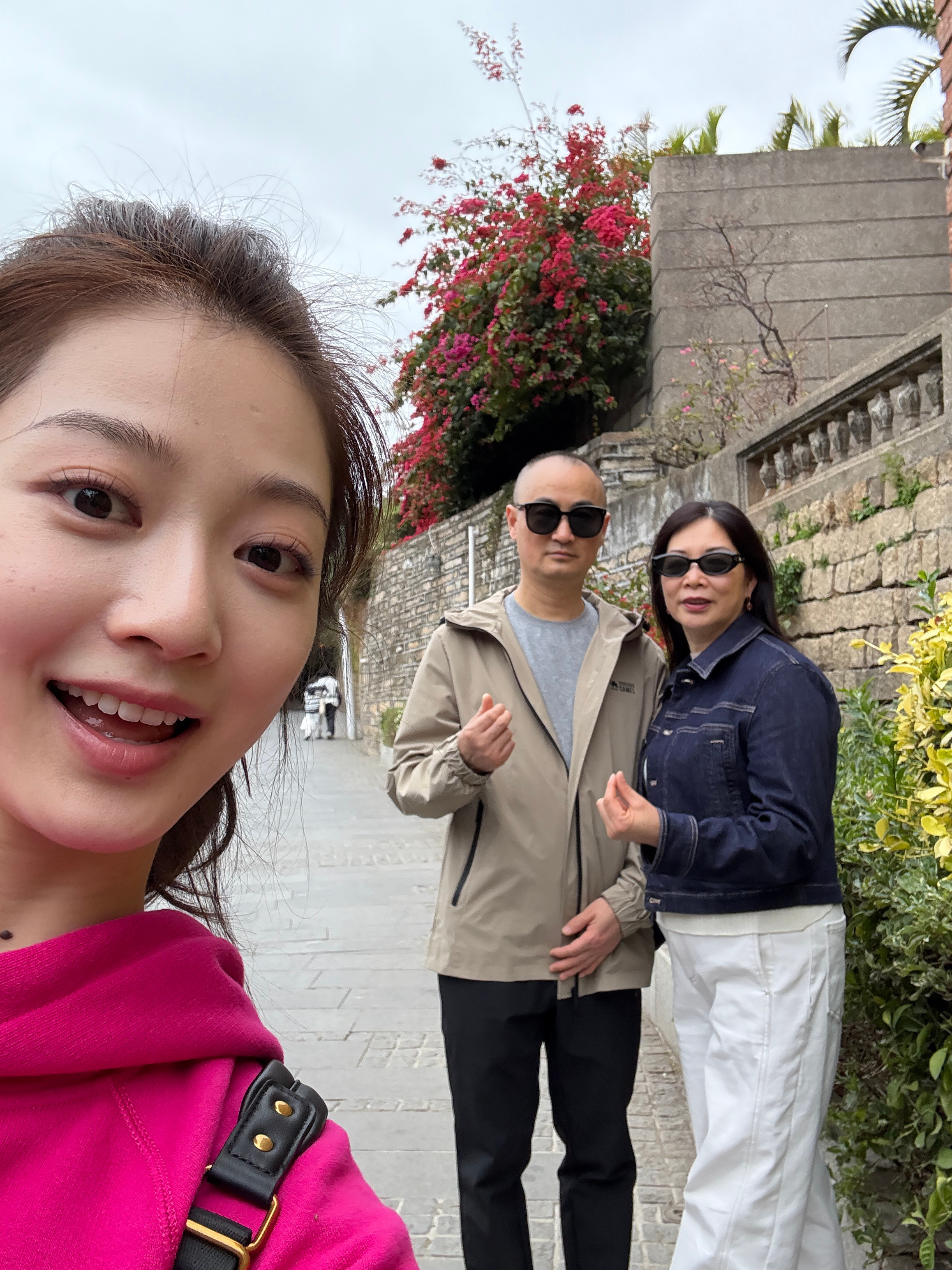 想起还有一些福建的旅游照没发五一在家躺假装出去玩了ii的爸妈和疯疯的我