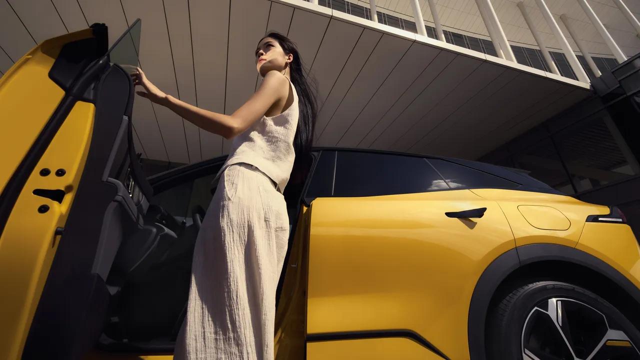 2026年买车不纠结：1．有钱就买奔驰GLC2．不行弄辆宝马X3也挺好