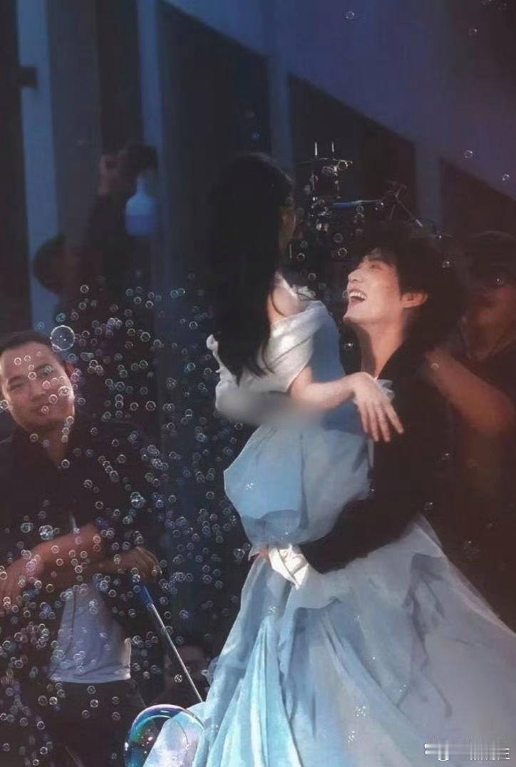 这是路透还是正片呢？到时候看不到这样的效果该怎么整？