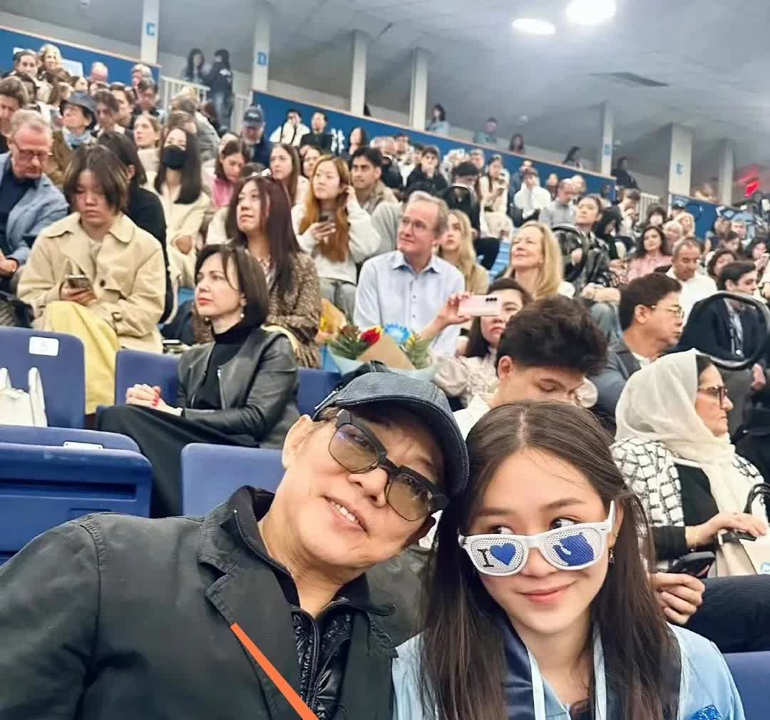 李连杰，得瑟发文！5月25日一大早，李连杰就忍不住在社交平台得瑟发文，这次终