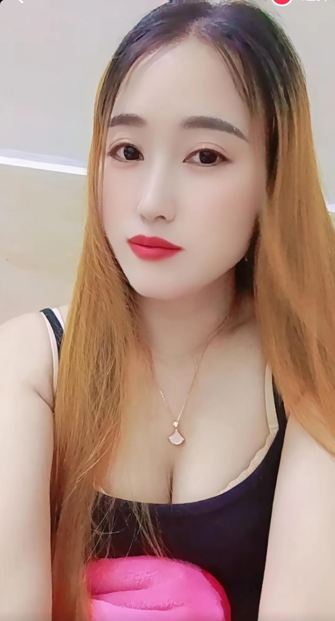 长发及腰的小姐姐 穿越斗破苍穹小说 我又心动了