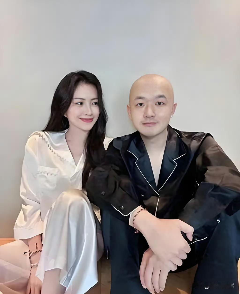 包贝尔连出轨的视频都不愿花钱摆平，本质是吃定了包文婧。他心里笃定，哪怕丑闻摆上台