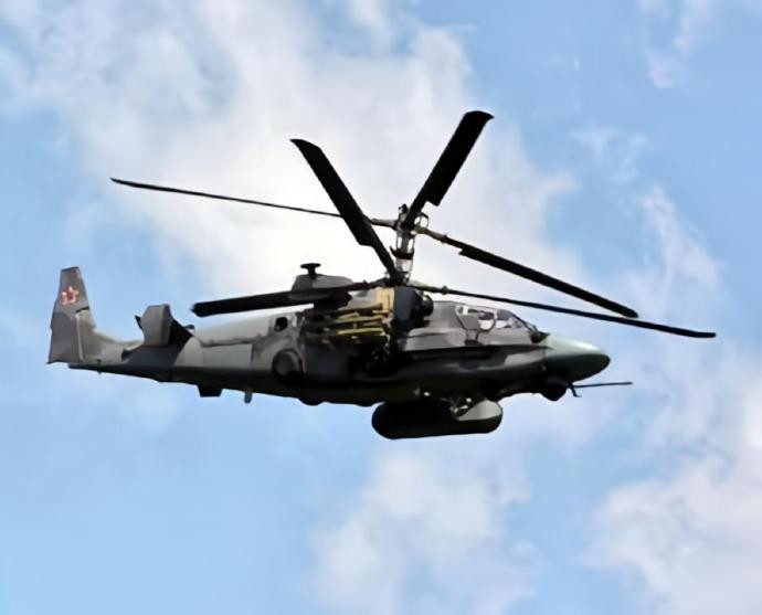 每天认识一件兵器俄罗斯卡-52“短吻鳄”武装直升机卡-52“短吻鳄”是卡莫夫设