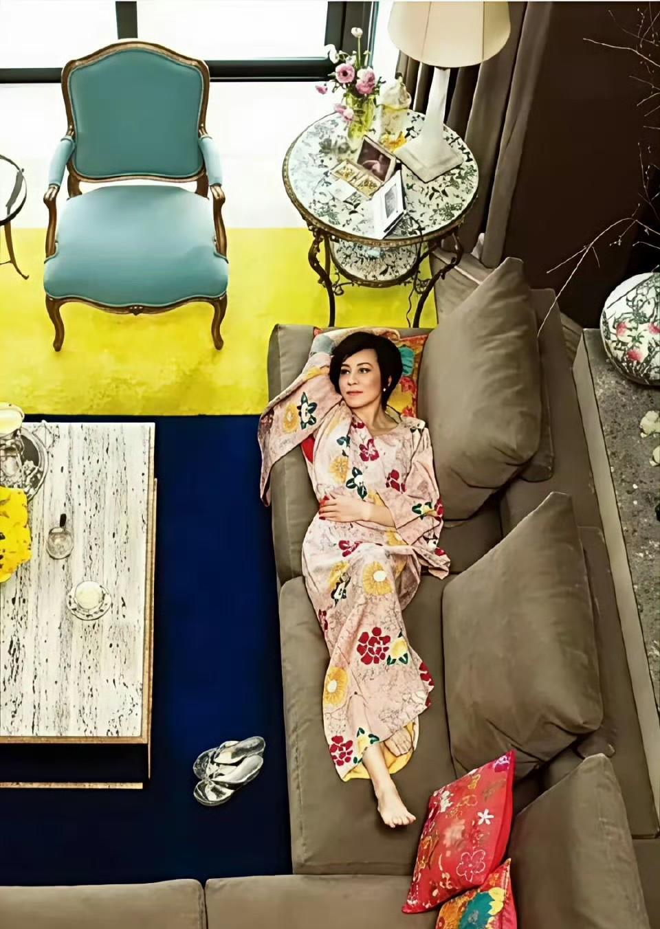 刘嘉玲这房子一晒出来，我真的词穷了……这哪是豪宅，从装修到品味，每个角落都写着