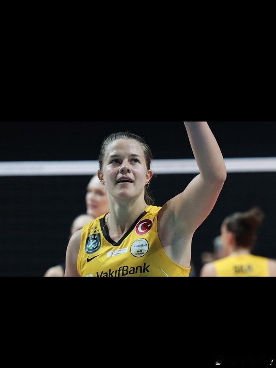 媒体曝斯坎迪奇26-27赛季阵容主教练:加斯帕里(🇮🇹)主攻:伯格曼