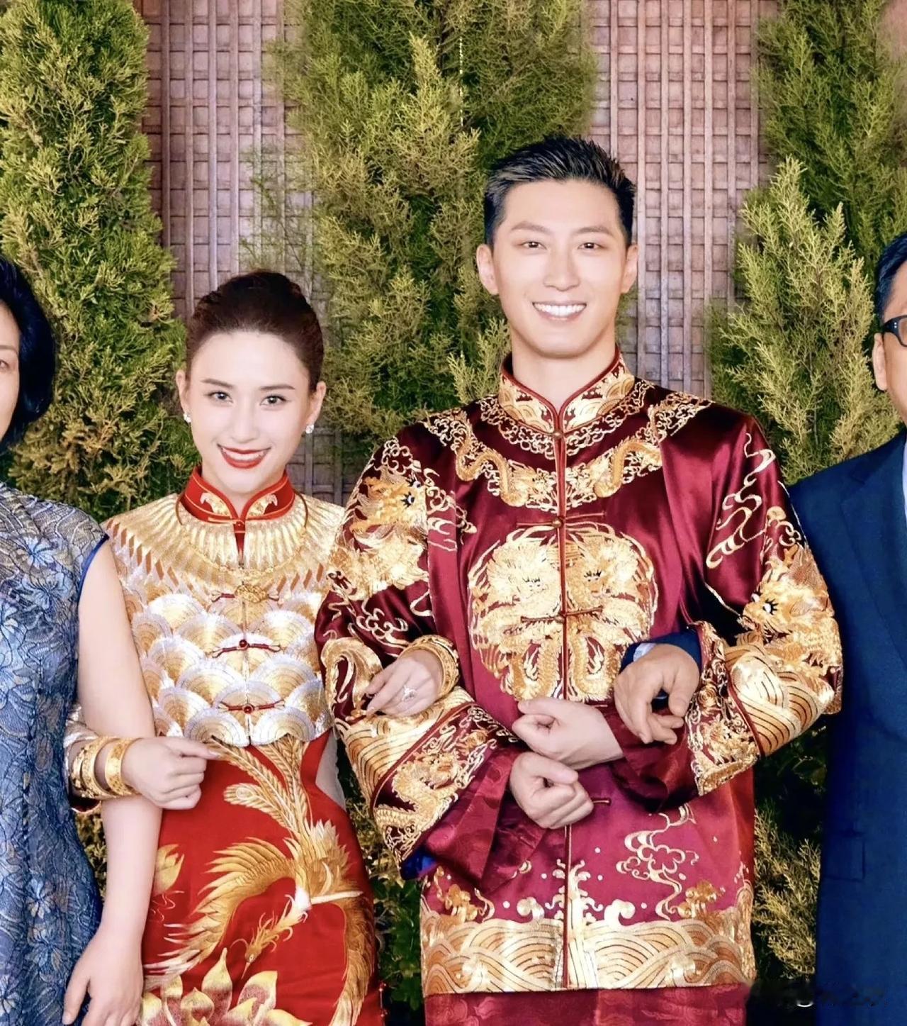 窦骁与何超莲结婚，很多人说他把积蓄都花光却什么都没有得到，其实没有这么夸张。
