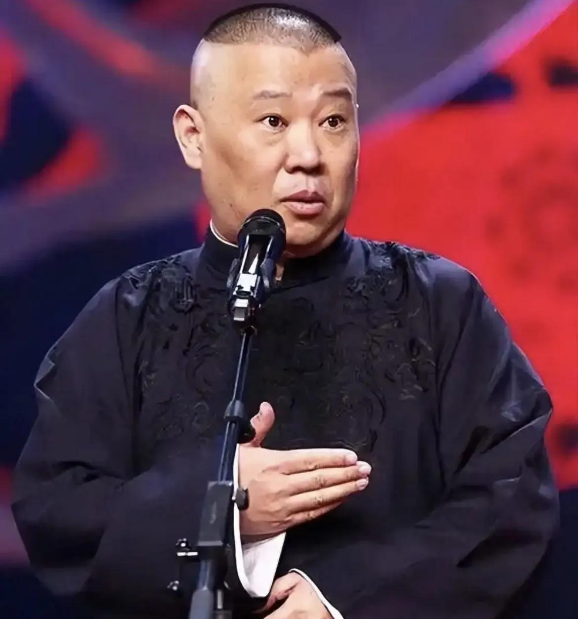 郭德纲这回也是踢到铁板上了，这么久了，也没出个结果，德云社大几百号人就这么眼
