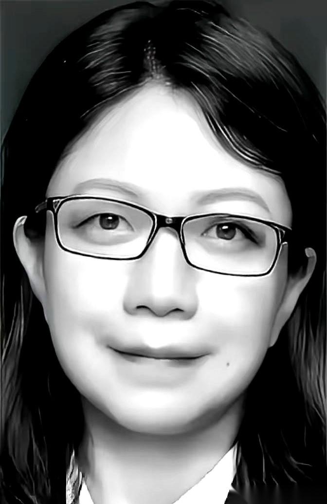 心电图变成一条直线的时候，这个57岁的女人连个热搜都没混上。没几个人认识严红。