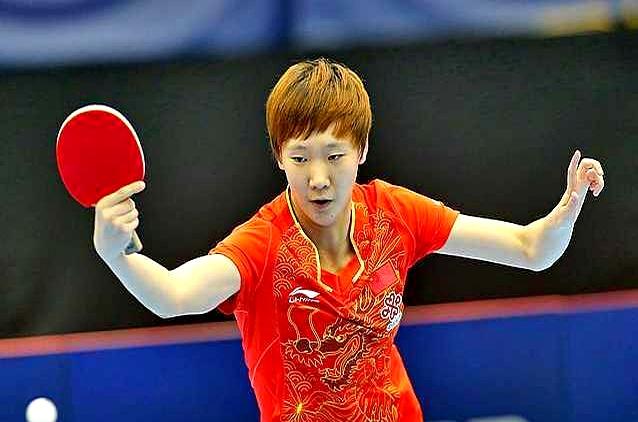 更扎心的是，亚军也能签大单。德班的银牌刚到手，李宁就把联名鞋的合同递了过