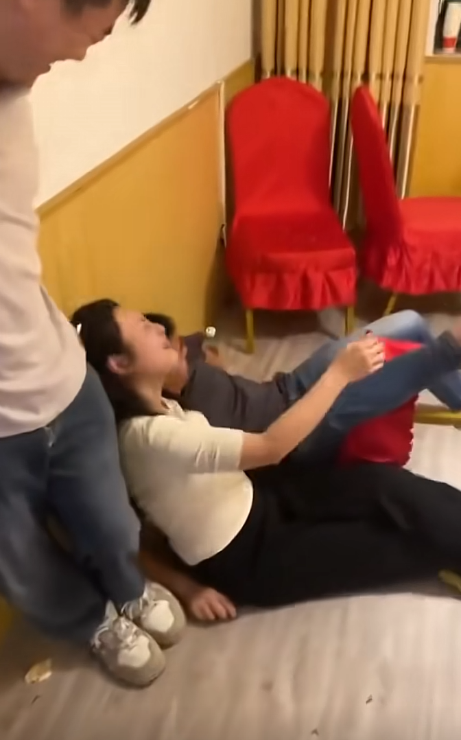 看来这椅子质量不太好啊！