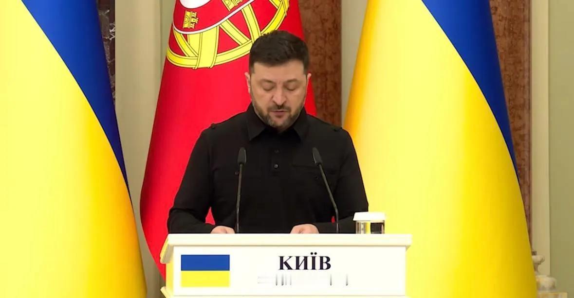 很可能，乌克兰最大的领土妥协来了据央视新闻客户端，12月24日，乌克兰总统