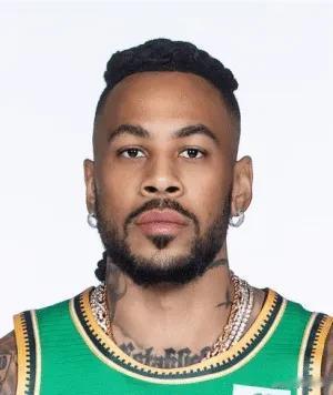 我发现莫兰德啊，现在也是看辽宁签了大外援了，有点开始放纵自己了。辽宁队没有莱迪的