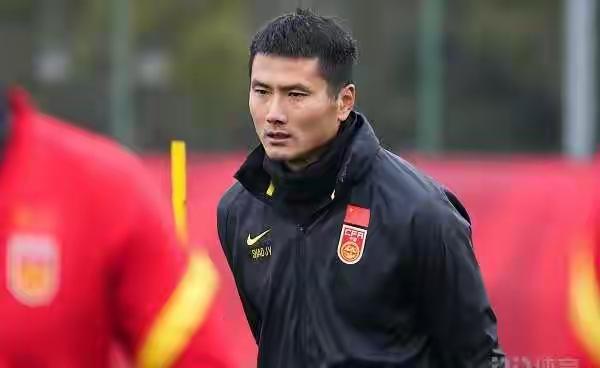 不知道大家有没有这样的感觉，满心欢喜的期待新教练新国足能给大家带来新希望，能给球