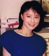 2006年2月，老牌武打女星李赛凤的丈夫罗启仁，在北京自家住所里，意外发现了一个