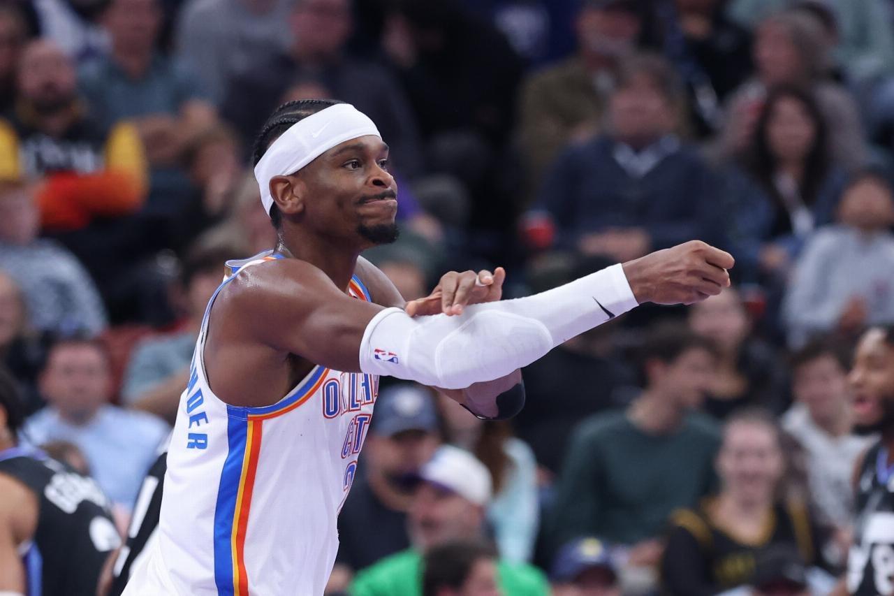 库里即使拿到了48分，也掩盖不了需要为勇士输给鱼腩开拓者。1️⃣最后13.2