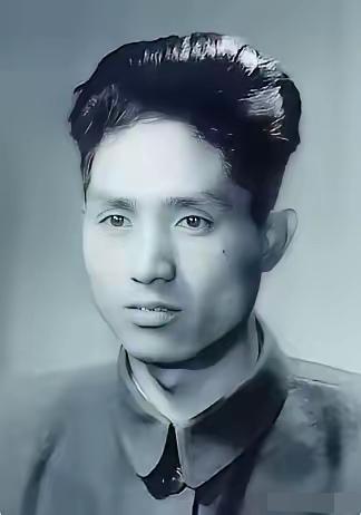 1942年，赵培宪被俘，日军拿他练刺杀，突然他摸到了裤腰带，而且有点松，顿时，他