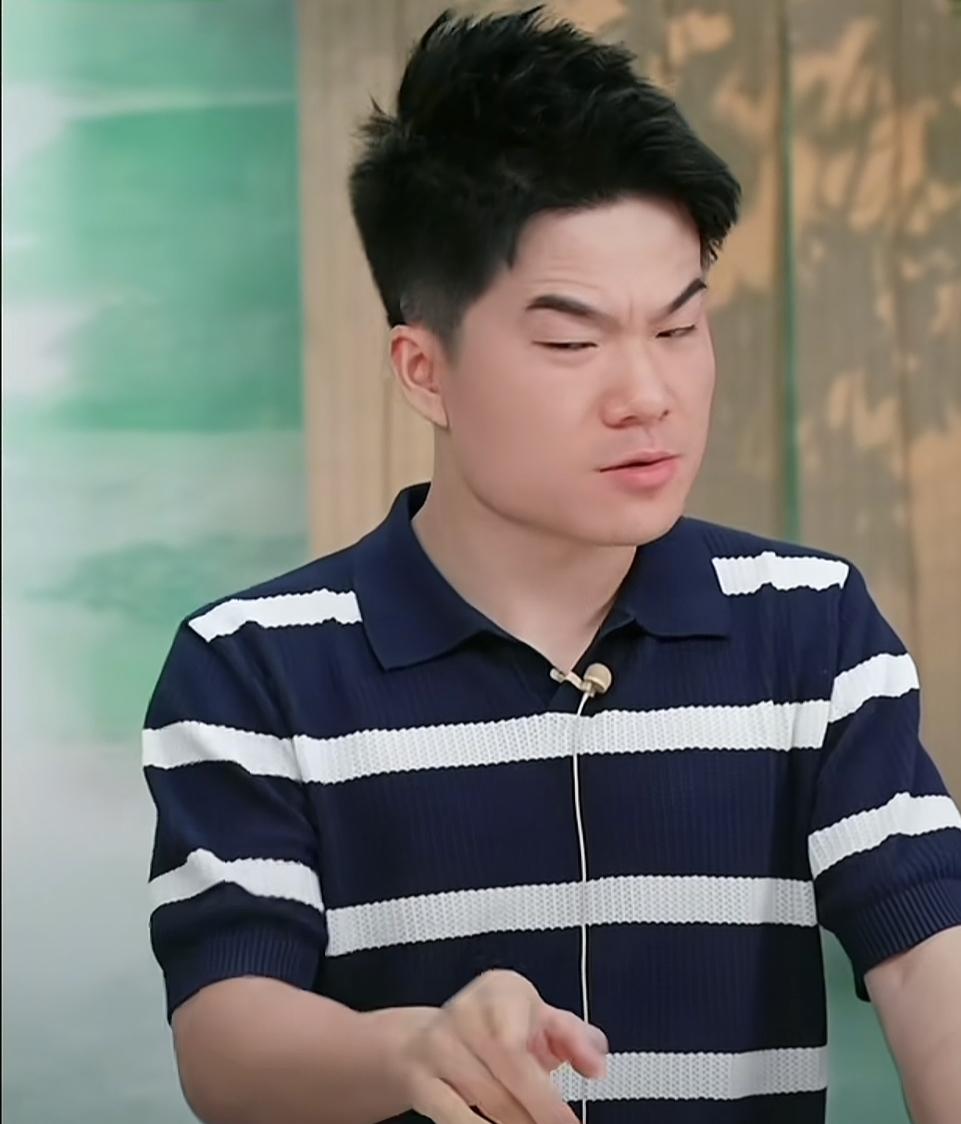 董宇辉回应：访谈星爷以这种方式，是导演考虑到星爷之前从未接触直播。为了让星爷开心