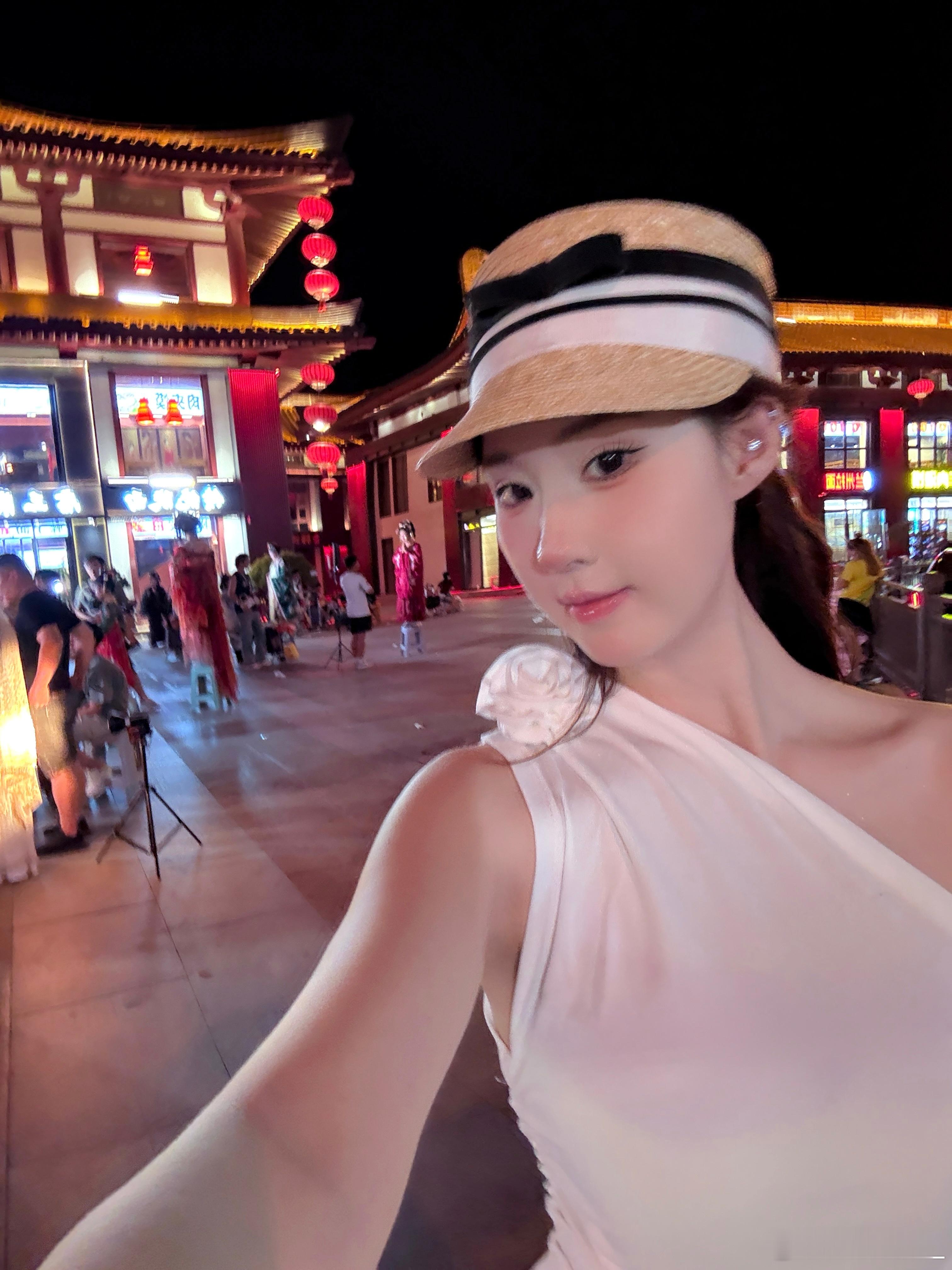 在不吃和少吃之间选择了不少吃​记录我的日常plog治愈治愈系​​​