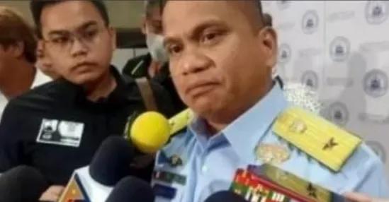 菲放话动武护破船，台购美械秀肌肉，中国双线反制稳了！菲律宾叫嚣动武护仁爱礁