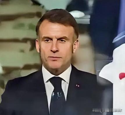 马克龙🐉”翻脸”果然如此，养不熟的“白眼狼”！近期，据央视新闻报道，
