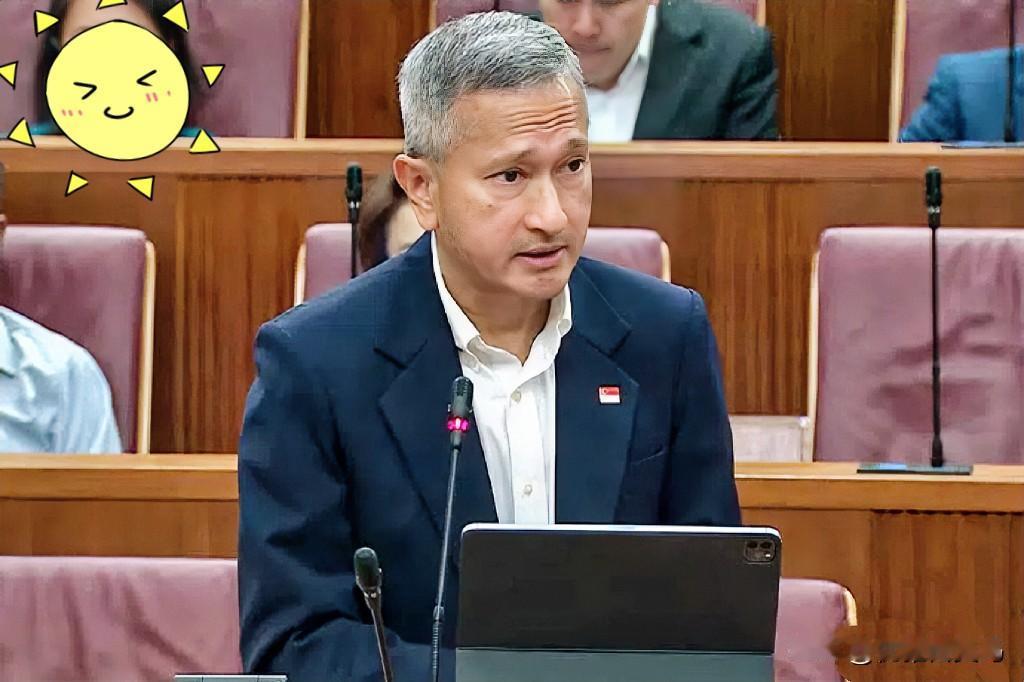 新加坡这次是真的急了，连平日里最讲究的“体面”都顾不上了。东盟会上拍桌子，